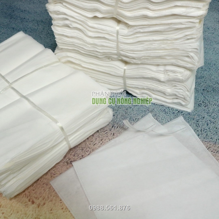 Mỗi bịch sản phẩm gồm 100 cái được đóng cẩn thận Mỗi bịch sản phẩm gồm 100 cái được đóng cẩn thận