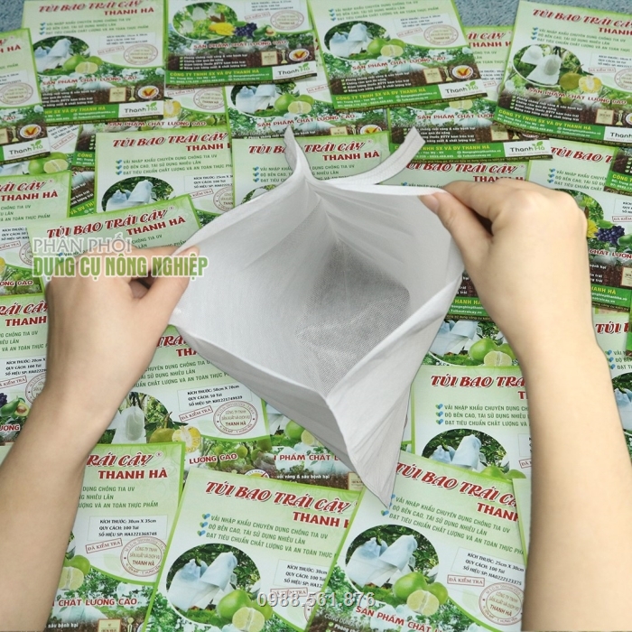 Túi dùng để bao bưởi và bao cho các loại trái cây khác nhau Túi dùng để bao bưởi và bao cho các loại trái cây khác nhau